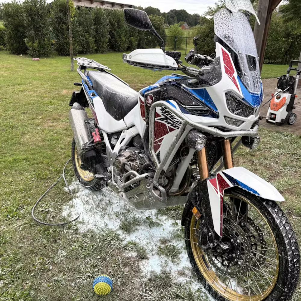 Motor Bundel